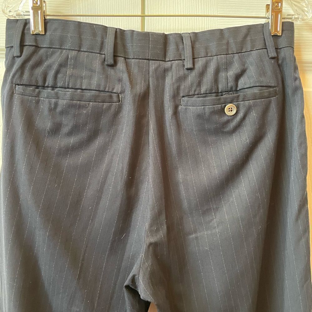 NAVY BLUE PINSTRIPE PANTS BY BANANA REPUBLIC SIZE 32/30 EUC - Picture 7 of 7
